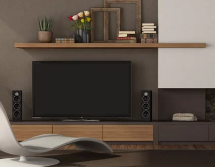 Sideboard und Wandboard im selben Dekor..