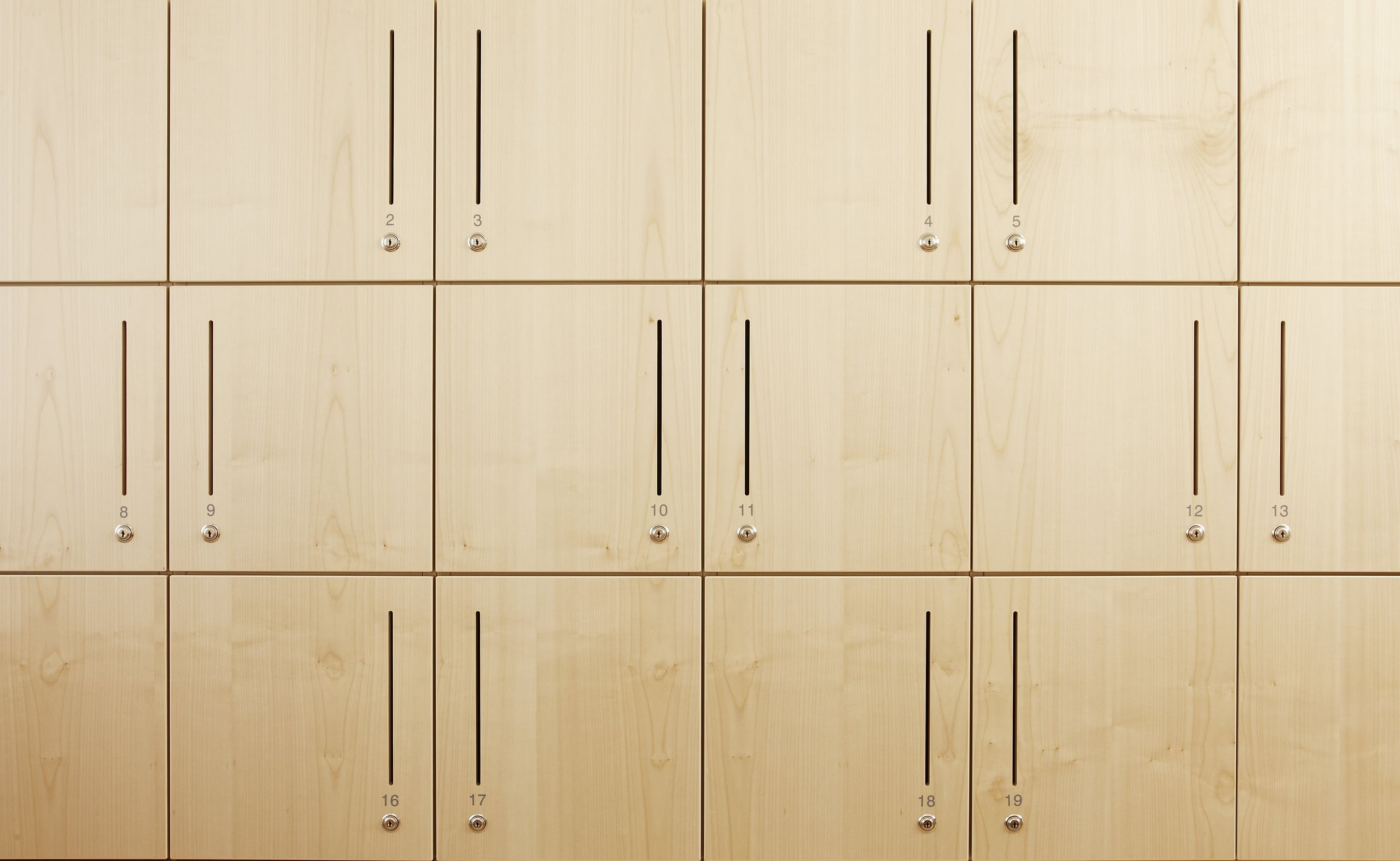 AHfu101L_Ahorn Europ furniert_Sortierung Seniorenzentrum Hillinger