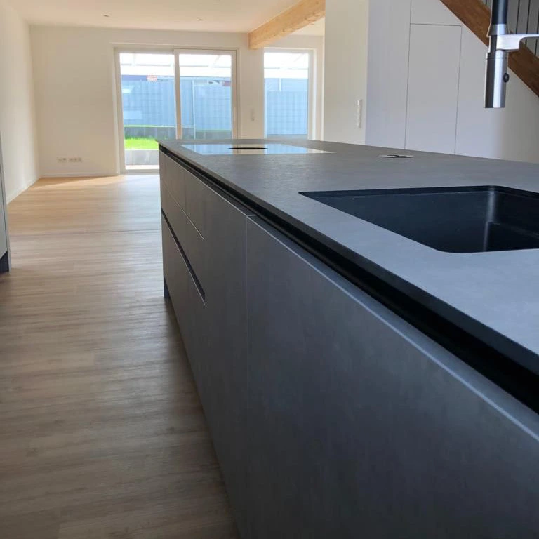 Küchenzeile in Prado Achatgrau