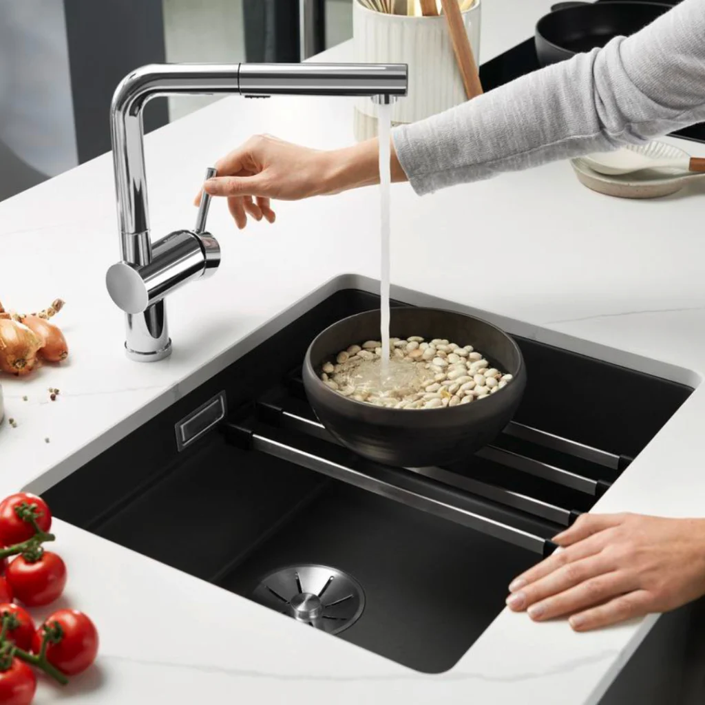 ETAGON 500-U Silgranit Schwarz verbaut