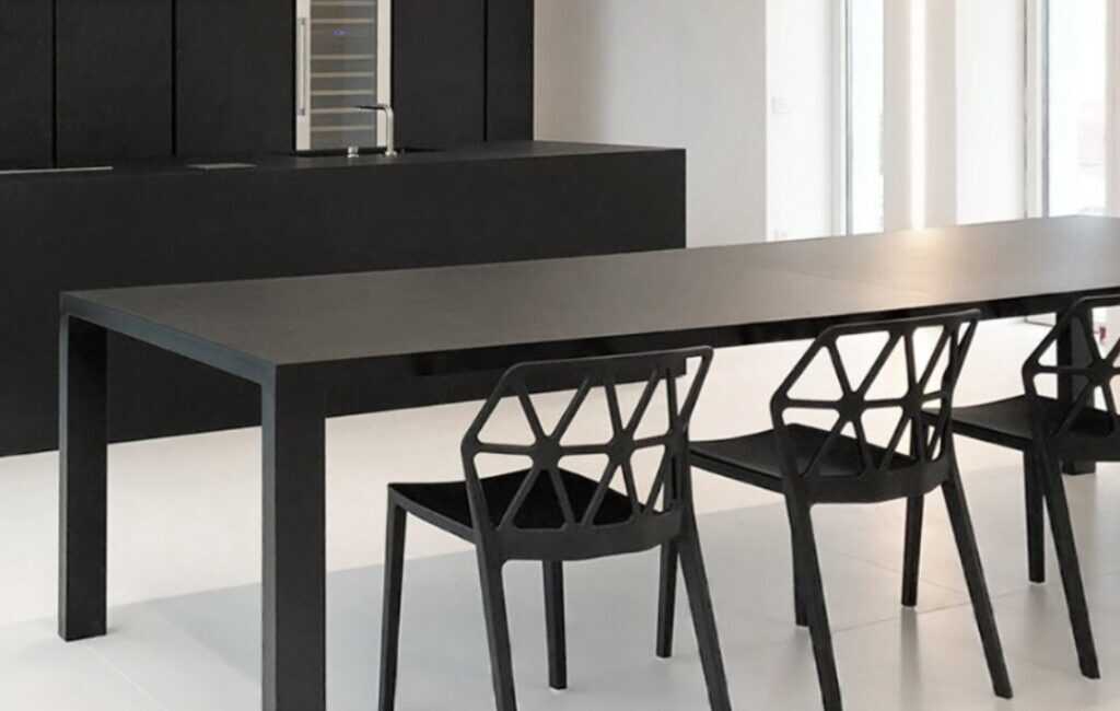 Fenix Nero Ingo Küche mit Tischplatte